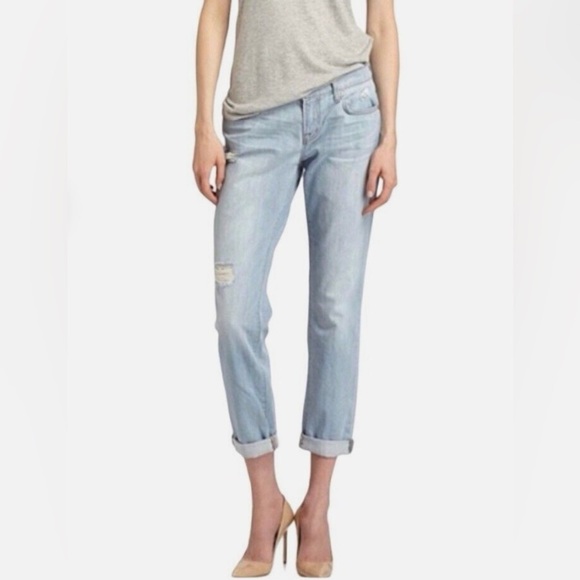 J Brand Aidan Slouchy Boy Illus Dest Light Wash Distressed Size 31 - Picture 1 of 11